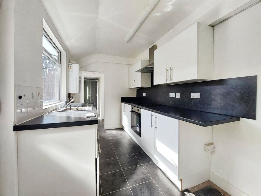 Main image of 3 bedroom Mid Terrace House to rent, Foster Street, Lincoln, Lincolnshire, LN5