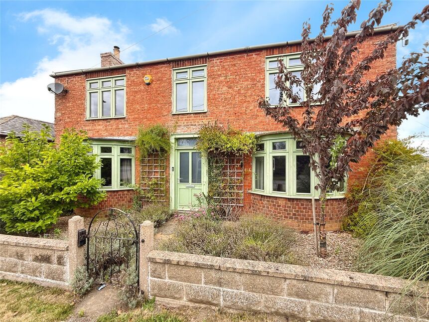 Main image of 4 bedroom Detached House for sale, Gainsborough Road, Glentham, Lincolnshire, LN8