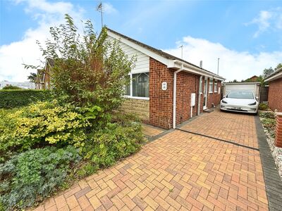 Broughton Gardens, 3 bedroom Detached Bungalow for sale, £230,000