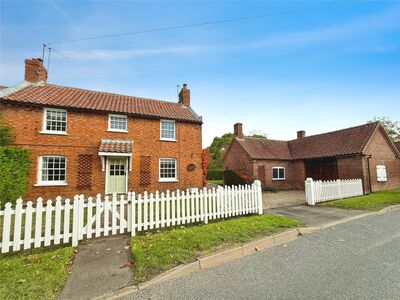 Royal Oak Lane, 4 bedroom Detached House for sale, £560,000