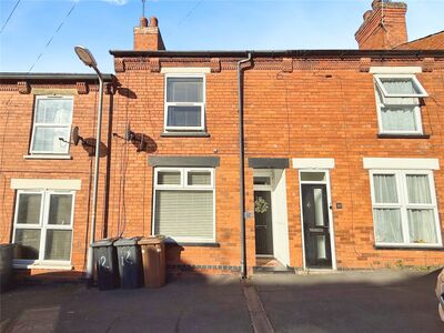 3 bedroom Mid Terrace House for sale