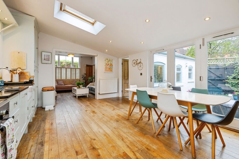 Kitchen / Breakfast Room