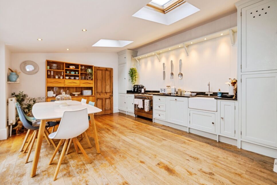 Kitchen / Breakfast Room
