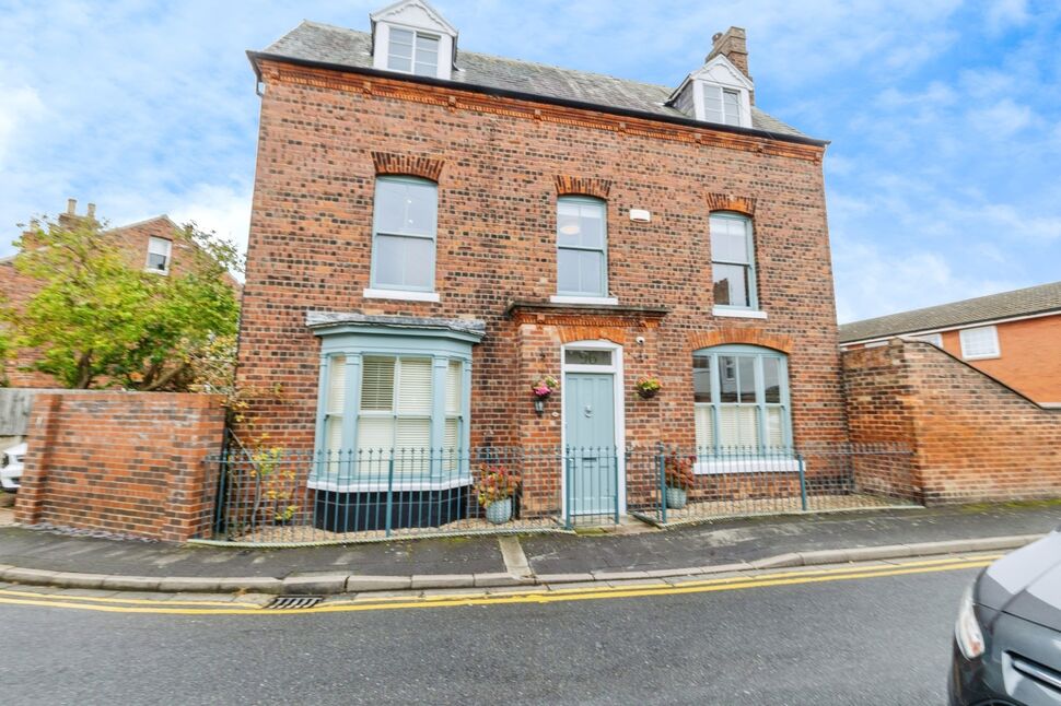 Main image of 3 bedroom Detached House for sale, Mill Road, Lincoln, Lincolnshire, LN1