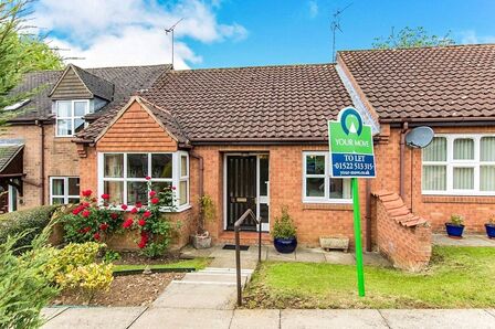 Heritage Court, 2 bedroom Mid Terrace Bungalow to rent, £850 pcm