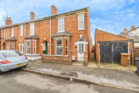 3 bedroom End Terrace House for sale