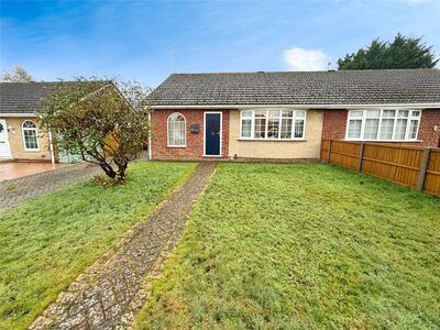 2 bedroom Semi Detached Bungalow for sale