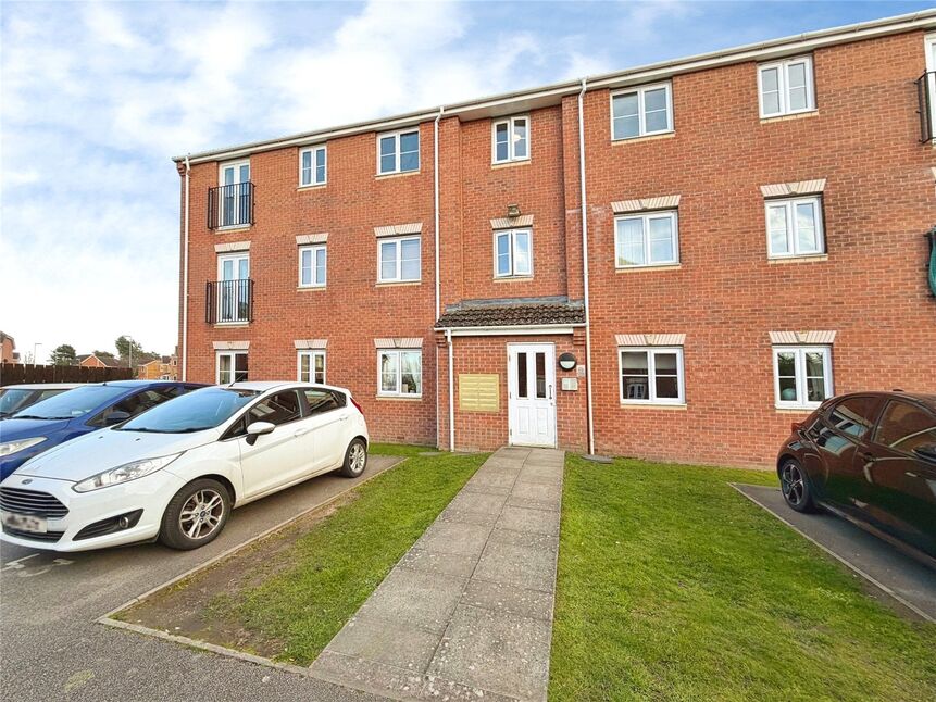 Main image of 2 bedroom Flat for sale, Heather Gardens, North Hykeham, Lincolnshire, LN6