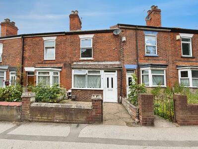 Jubilee Crescent, 2 bedroom Mid Terrace House for sale, &pound;85,000