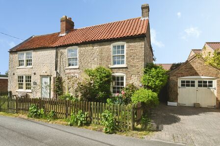 Church Lane, 5 bedroom Detached House for sale, &pound;600,000