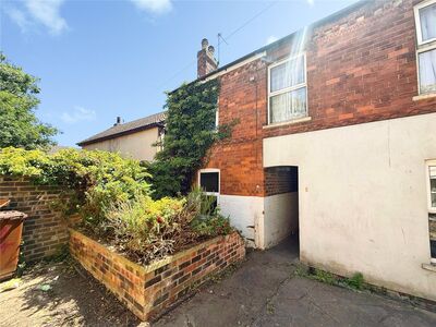 3 bedroom End Terrace House for sale