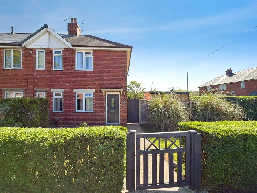 Main image of 2 bedroom End Terrace House for sale, St. Peters Avenue, Lincolnshire, LN6