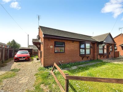 2 bedroom Semi Detached Bungalow for sale