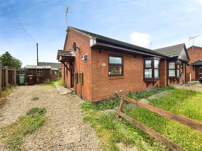 St. Catherines Court, 2 bedroom Semi Detached Bungalow for sale, &pound;150,000