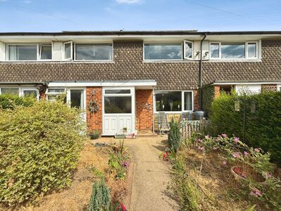 Rolleston Close, 3 bedroom Mid Terrace House for sale, &pound;180,000