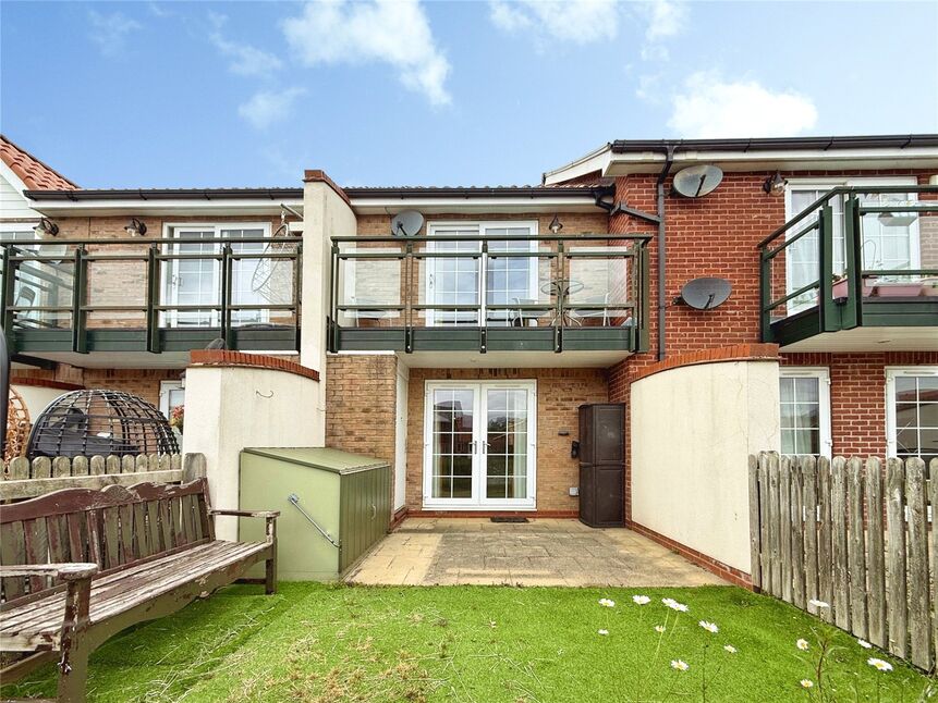 Main image of 2 bedroom Mid Terrace House for sale, Ellisons Quay, Burton Waters, Lincolnshire, LN1