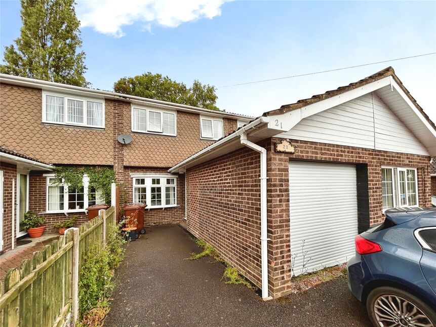 Main image of 3 bedroom Mid Terrace House to rent, Eton Close, Lincoln, Lincolnshire, LN6