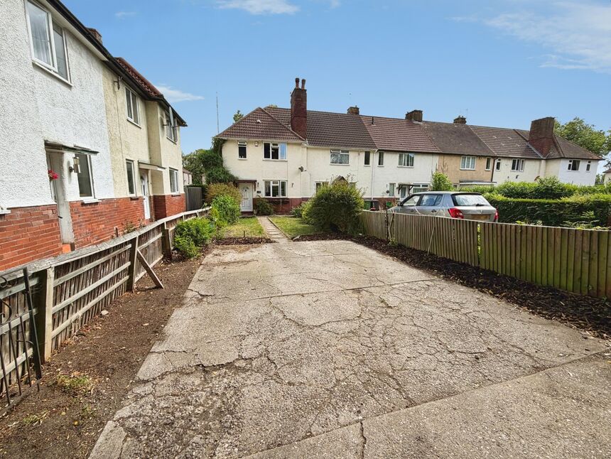 Main image of 3 bedroom End Terrace House for sale, Chaucer Drive, Lincoln, Lincolnshire, LN2