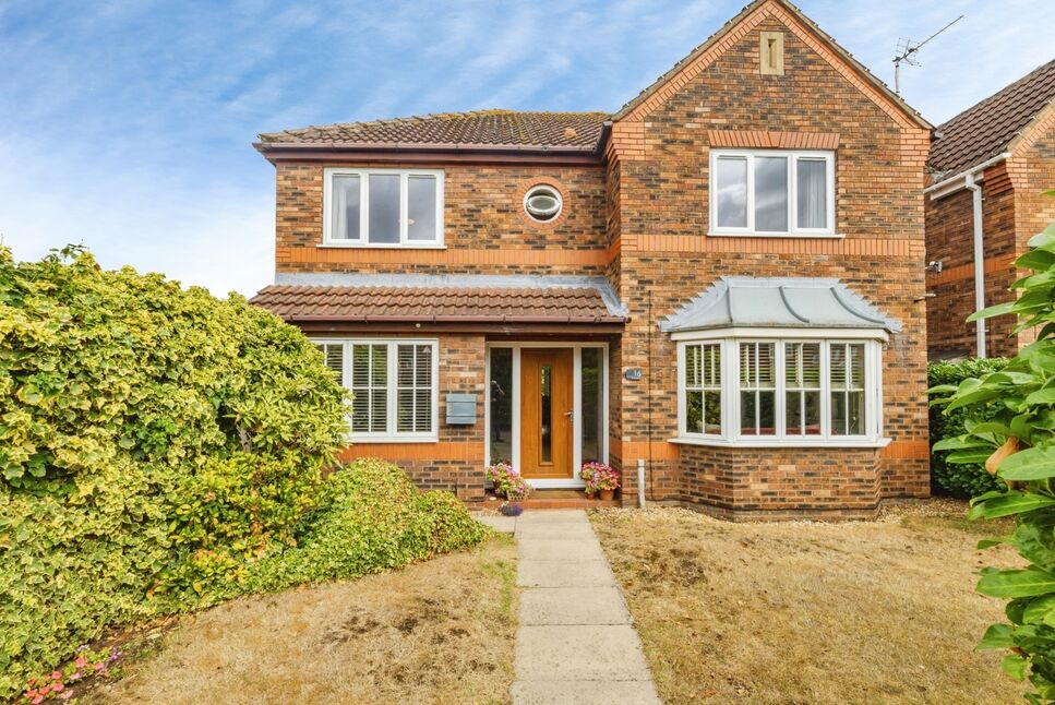 Main image of 4 bedroom Detached House for sale, Rivermead, Lincoln, Lincolnshire, LN6