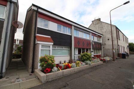 3 bedroom End Terrace House to rent
