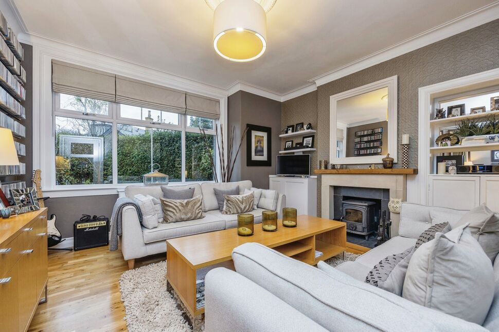 5 bedroom Detached House for sale, Glen Gardens, Falkirk, FK1 £499,995