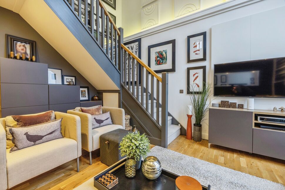 5 bedroom Detached House for sale, Glen Gardens, Falkirk, FK1 £499,995