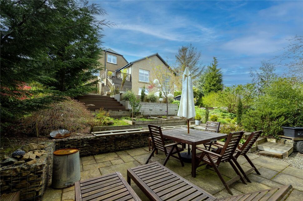 5 bedroom Detached House for sale, Glen Gardens, Falkirk, FK1 £499,995