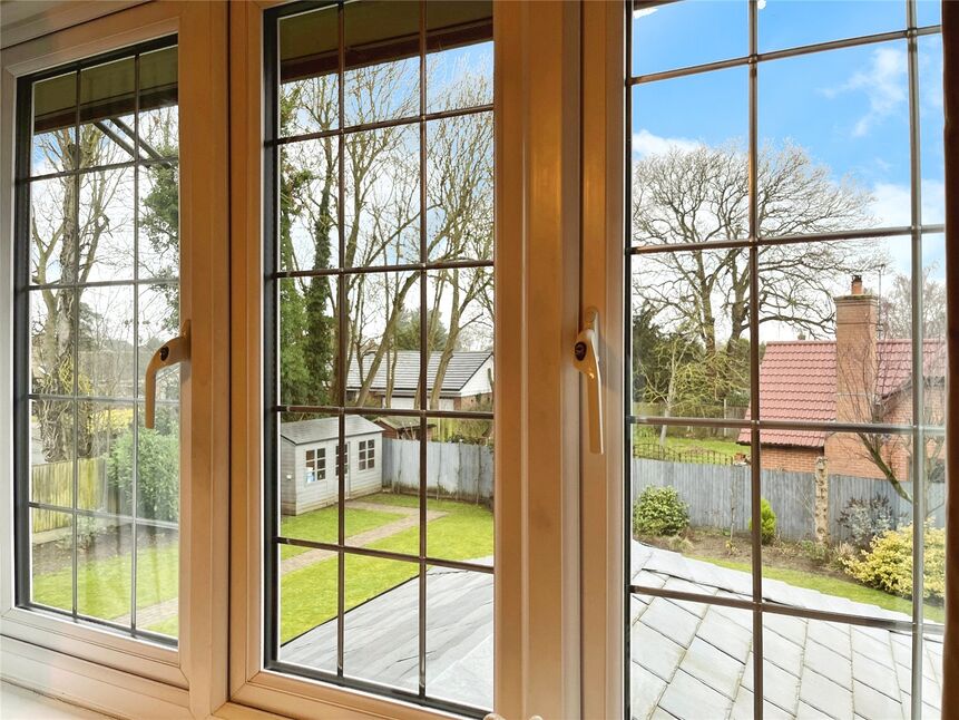 4 bedroom Detached House for sale, The Maples, New Barn, DA3 £850,000