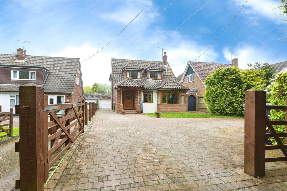 4 bedroom Detached House for sale, Whitepost Lane, Meopham, DA13 £650,000
