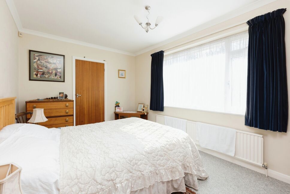 3 bedroom Detached House for sale, Kent Road, Longfield, DA3 £550,000