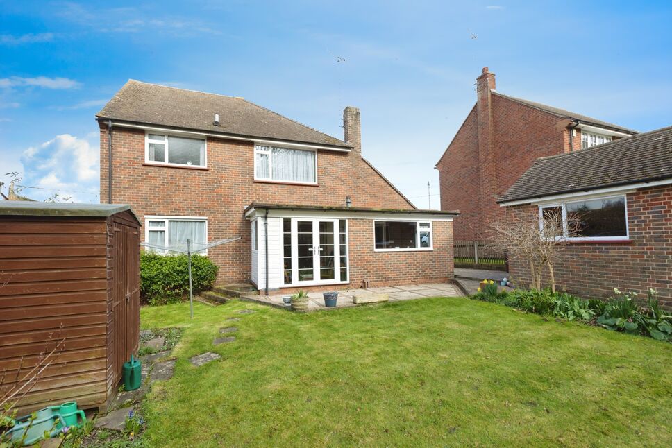 3 bedroom Detached House for sale, Kent Road, Longfield, DA3 £550,000