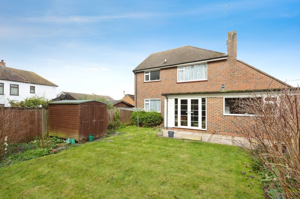 3 bedroom Detached House for sale, Kent Road, Longfield, DA3 £550,000