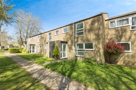 Caling Croft, 4 bedroom Mid Terrace House for sale, £395,000