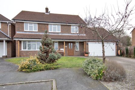 The Old Yews, 4 bedroom Detached House for sale, £835,000