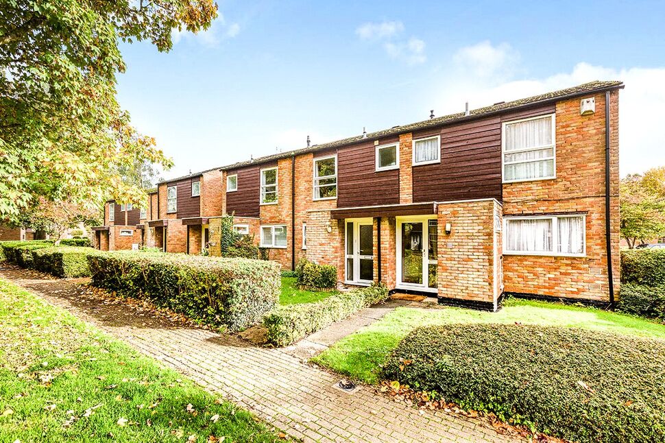 3 bedroom Mid Terrace House for sale