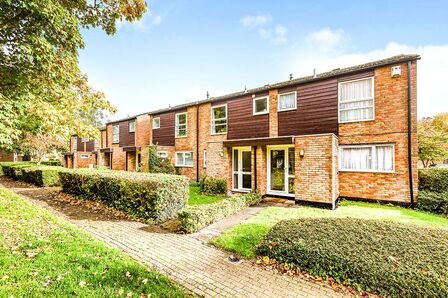 Coltstead, 3 bedroom Mid Terrace House for sale, £365,000