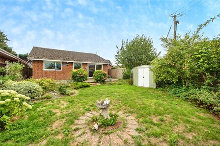Station Road, 3 bedroom Detached Bungalow for sale, £495,000
