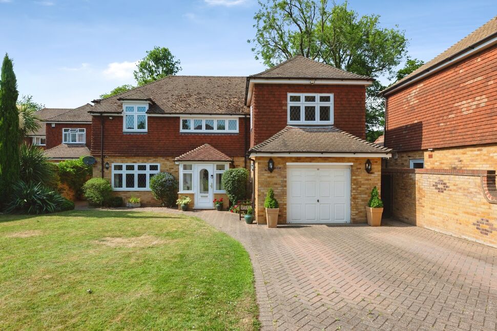 Main image of 4 bedroom Detached House for sale, Pincroft Wood, Longfield, Kent, DA3