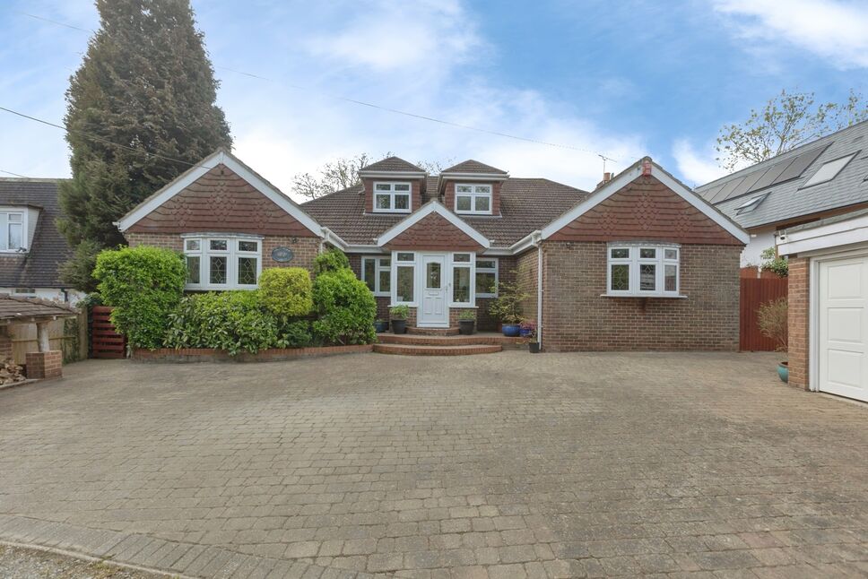 Main image of 6 bedroom Detached Bungalow for sale, Gorsewood Road, Hartley, Kent, DA3