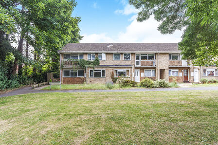 2 bedroom  Flat to rent