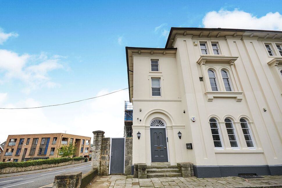 2 bedroom  Flat to rent