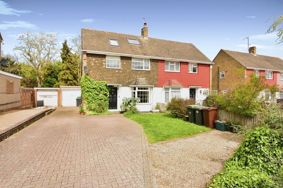 4 bedroom Semi Detached House for sale, The Avenue, Aylesford, ME20 £