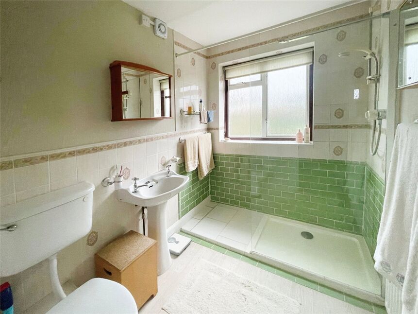 4 bedroom Detached House for sale, Marion Crescent, Maidstone, ME15 £