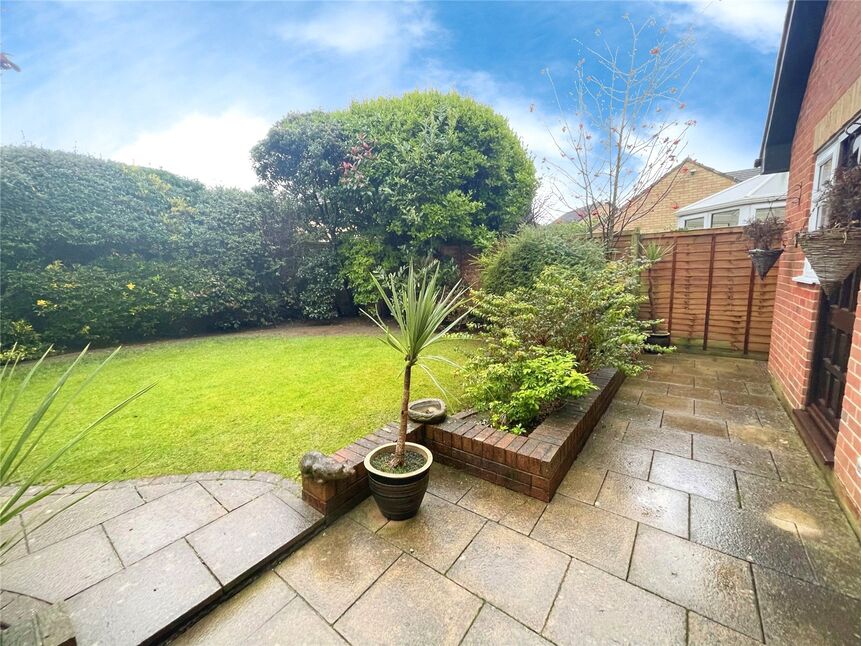 4 bedroom Semi Detached House for sale, Harrow Way, Weavering, ME14 £