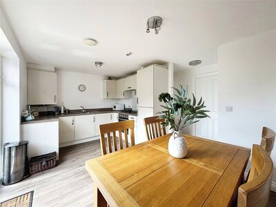 Wagtail Place, 3 bedroom Mid Terrace House for sale, £350,000