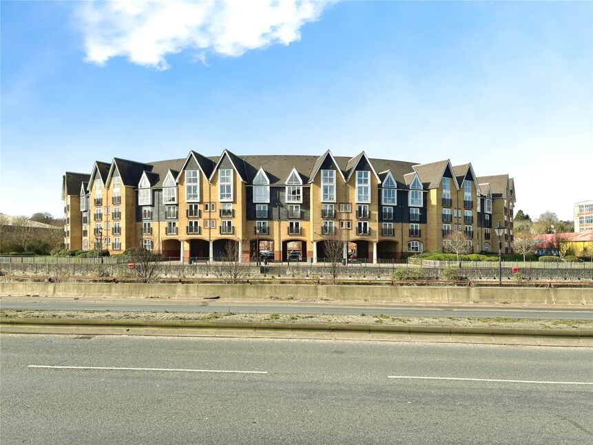 Main image of 2 bedroom Flat for sale, St. Peters Street, Maidstone, Kent, ME16