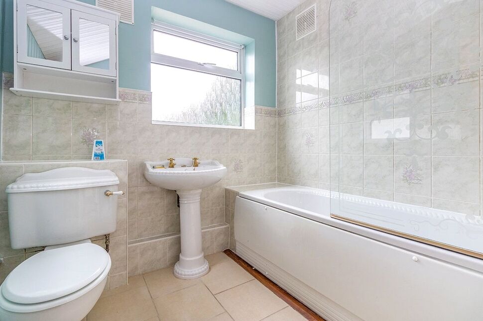 3 bedroom Semi Detached House for sale, Loose Road, Maidstone, ME15 £