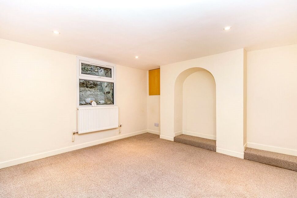 3 bedroom Semi Detached House for sale, Loose Road, Maidstone, ME15 £