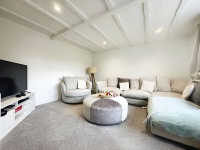 Church Lane, 2 bedroom Detached House to rent, &pound;1,500 pcm