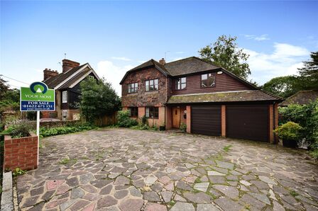 Church Lane, 4 bedroom Detached House for sale, £785,000